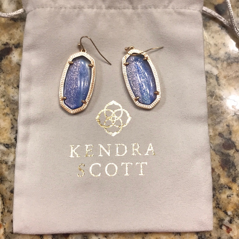 Kendra Scott Elle earrings
